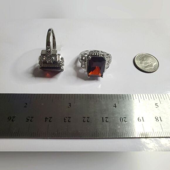 Red Ruby Ring & White Baguette Diamonds on 925 Silver - Picture 5 of 8